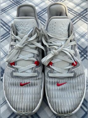 Nike Nike LeBron Witness 6